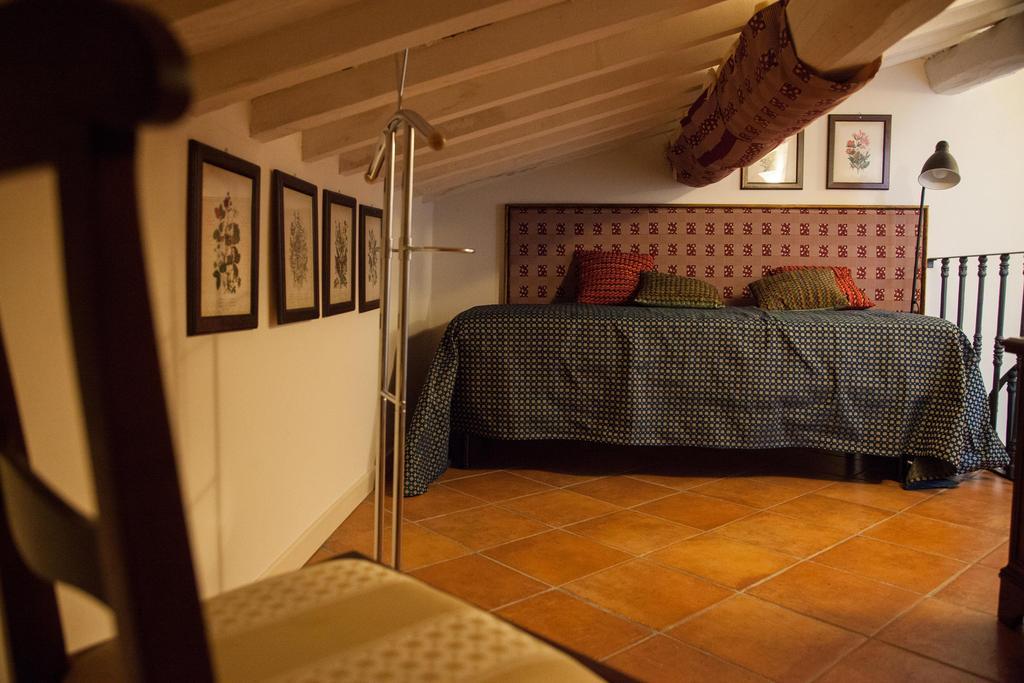 Hotel Locanda Degli Artisti Borgo San Lorenzo Ruang foto